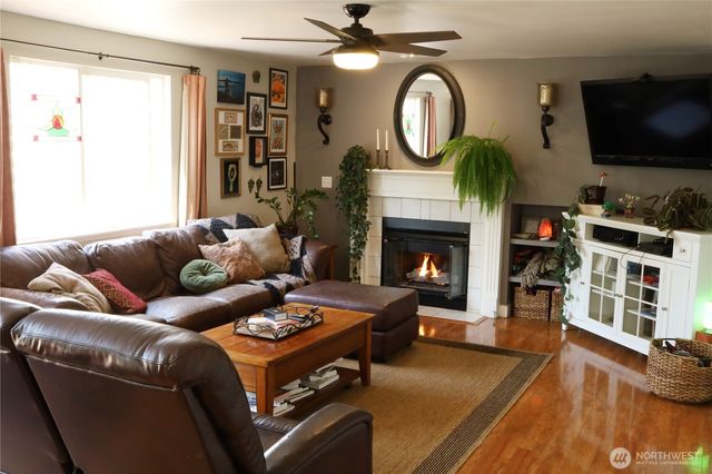 8630 74th Street NE, Marysville, WA 98270