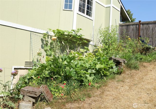 8630 74th Street NE, Marysville, WA 98270