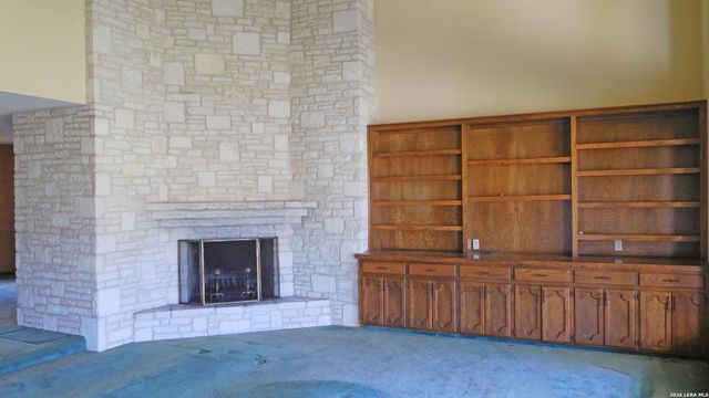 611 Cliffdwellers Path, Boerne, TX 78006