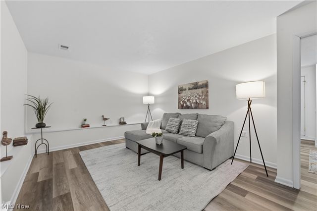 4633 Hickory Ridge Avenue, Brunswick, OH 44212