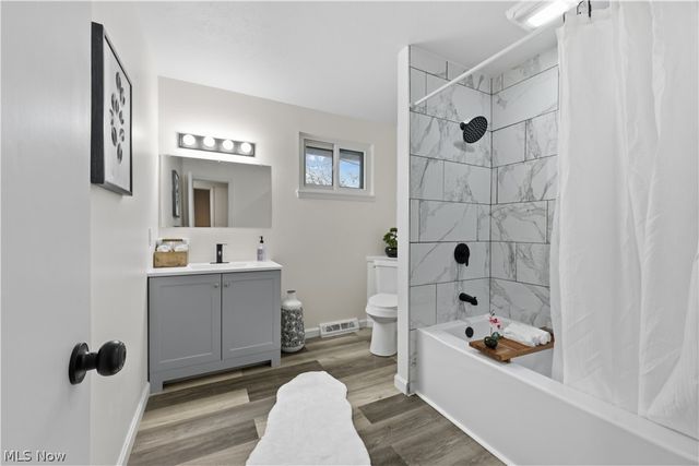 4633 Hickory Ridge Avenue, Brunswick, OH 44212