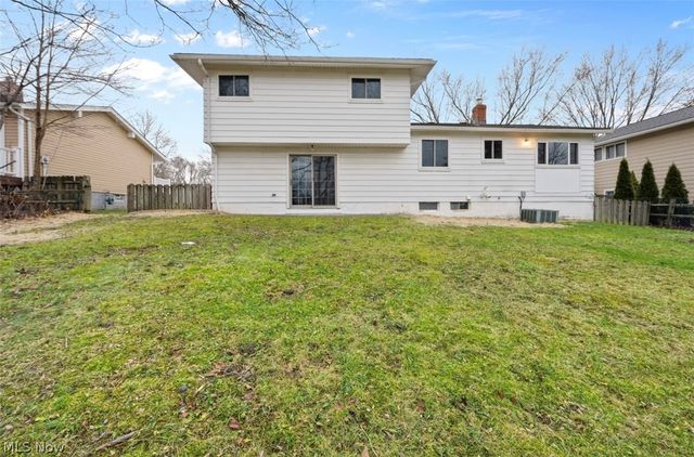 4633 Hickory Ridge Avenue, Brunswick, OH 44212