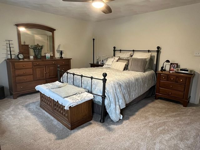 51 Benjamin Landing Ln 51, Franklin, MA 02038