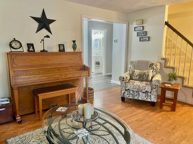 51 Benjamin Landing Ln 51, Franklin, MA 02038