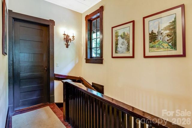 75 Charles Street, Saluda, NC 28773