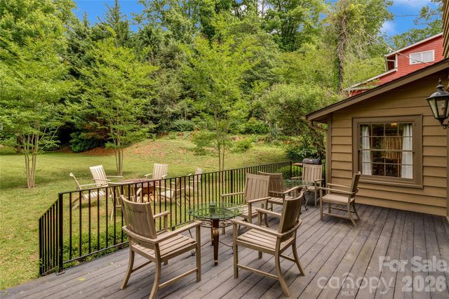 75 Charles Street, Saluda, NC 28773