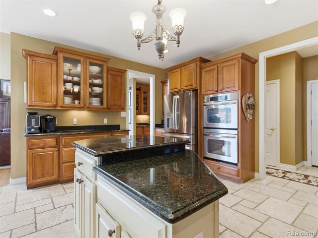 7305 Acadia Court, Washington, MI 48095