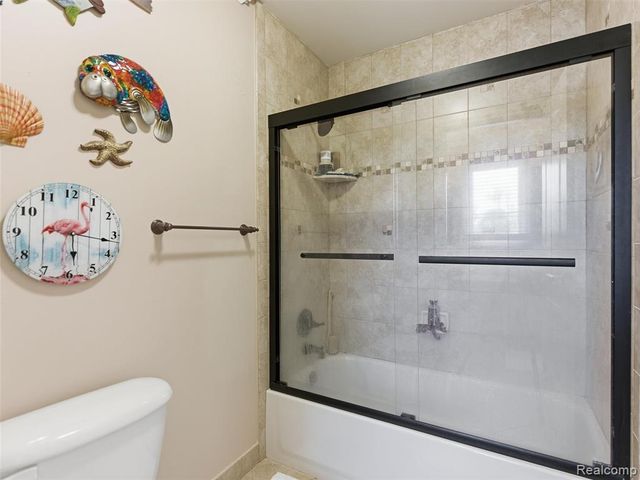 7305 Acadia Court, Washington, MI 48095