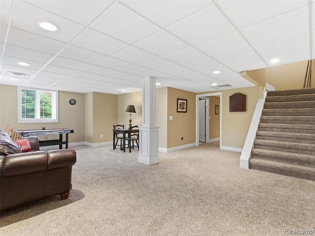 7305 Acadia Court, Washington, MI 48095