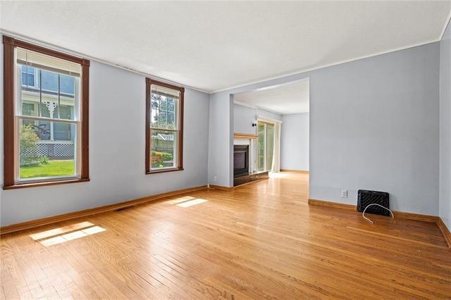 1000 S Broadway Street, Leavenworth, KS 66048