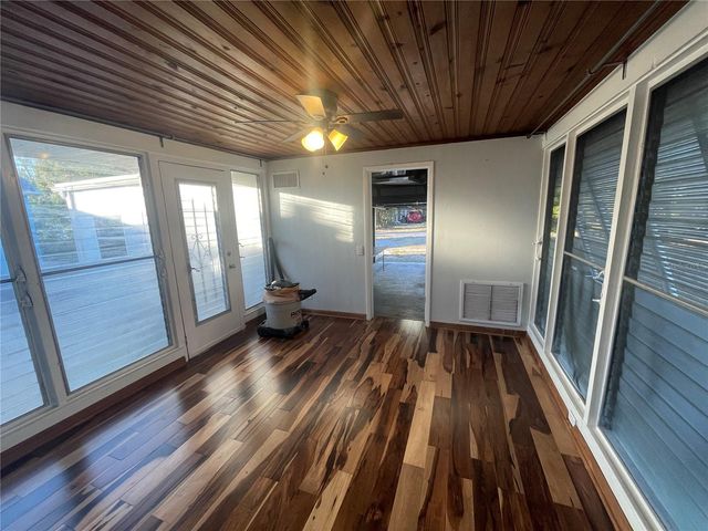 5617 20TH AVENUE S, Gulfport, FL 33707