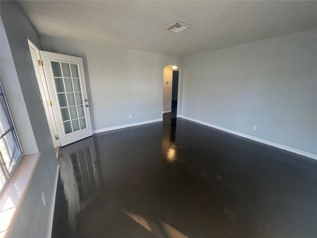 5617 20TH AVENUE S, Gulfport, FL 33707