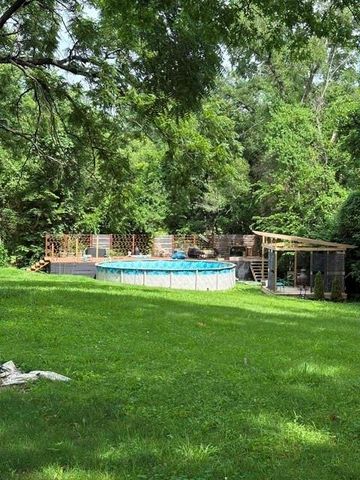 7221 Sycamore Avenue, Kansas City, MO 64133