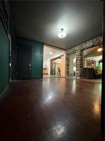 7221 Sycamore Avenue, Kansas City, MO 64133