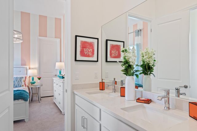 520 SE Fascino Circle, Port St. Lucie, Port St Lucie, FL 34984