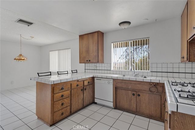 29670 Palermo, Barstow, CA 92311