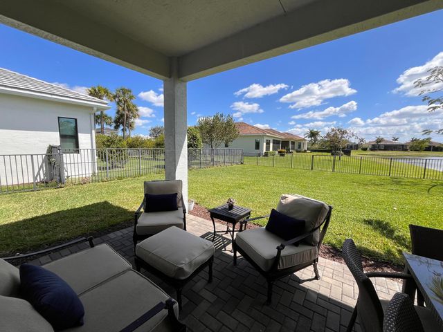 5663 Saint Armands Way, The Acreage, FL 33470