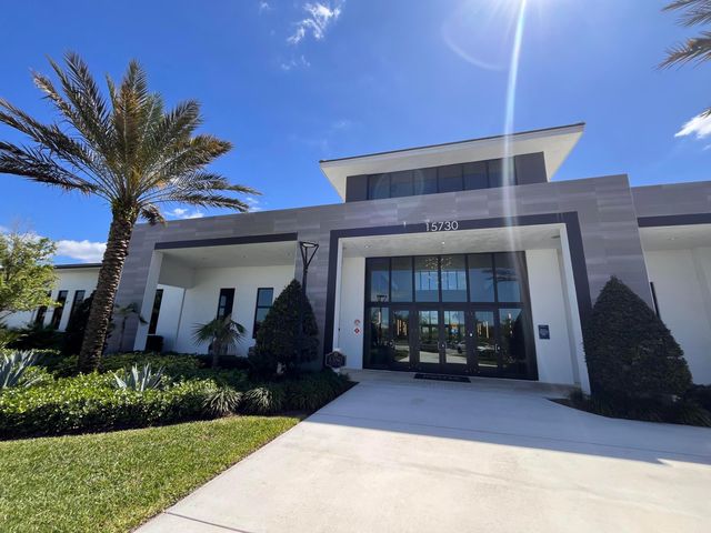 5663 Saint Armands Way, The Acreage, FL 33470