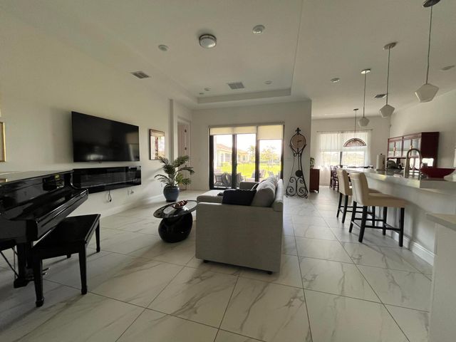 5663 Saint Armands Way, The Acreage, FL 33470