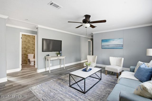 10300 GREGORY Avenue, Hastings, FL 32145