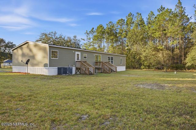 10300 GREGORY Avenue, Hastings, FL 32145