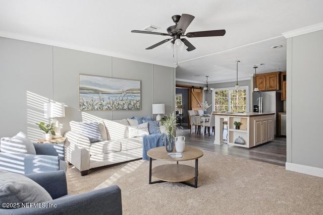 10300 GREGORY Avenue, Hastings, FL 32145