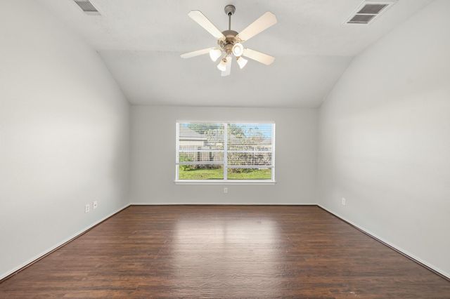 11811 Misty Peak Lane, Humble, TX 77346