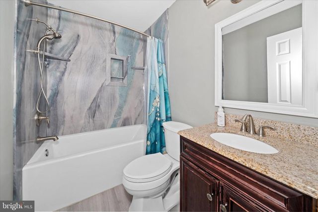 40 E SHADY DR, Newark, DE 19713