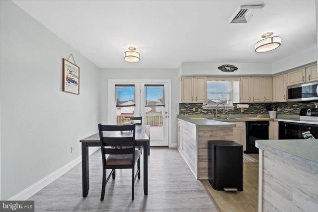 40 E SHADY DR, Newark, DE 19713