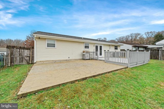 40 E SHADY DR, Newark, DE 19713