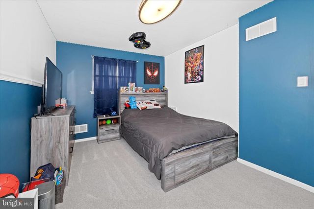 40 E SHADY DR, Newark, DE 19713