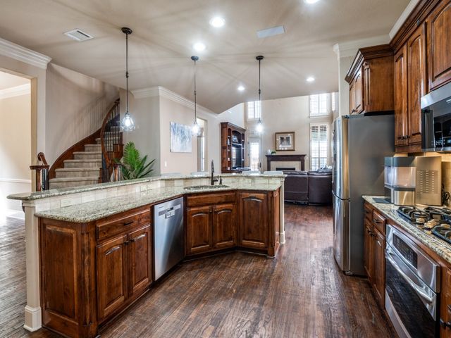 2901 White Dove Drive, Plano, TX 75093