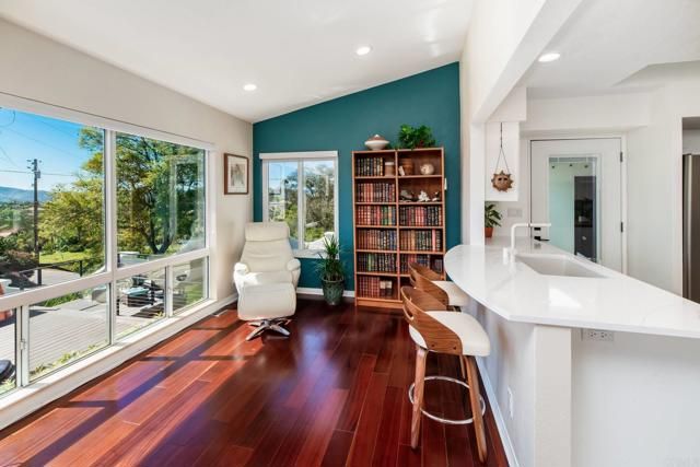 2738 Anaheim St, Escondido, CA 92025