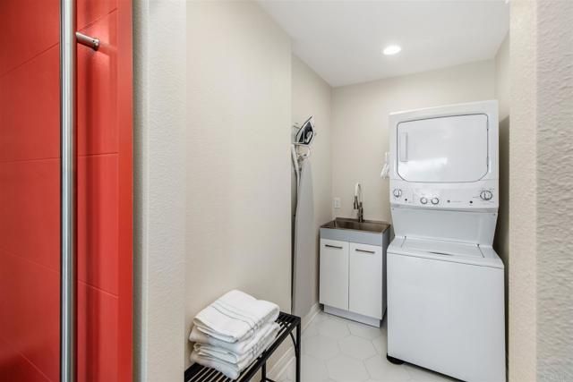 2738 Anaheim St, Escondido, CA 92025