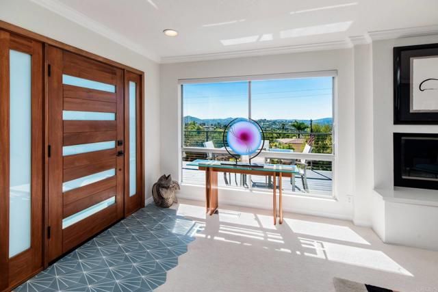 2738 Anaheim St, Escondido, CA 92025