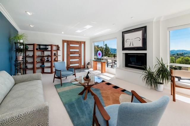 2738 Anaheim St, Escondido, CA 92025