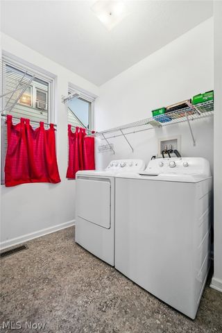 2213 10th Street, Cuyahoga Falls, OH 44221