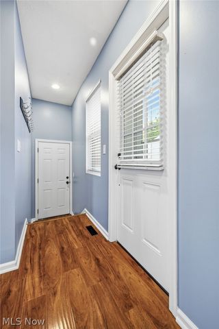 2213 10th Street, Cuyahoga Falls, OH 44221