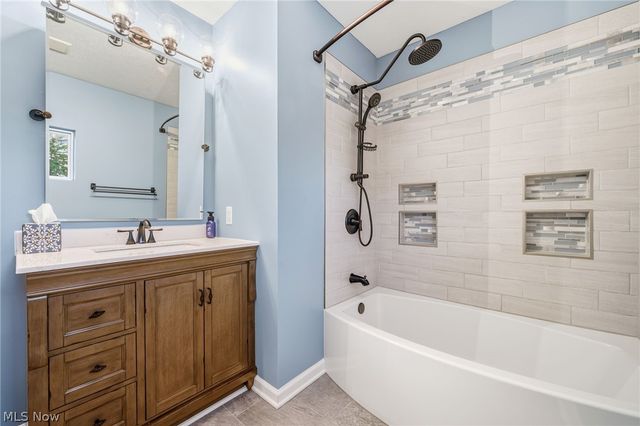 2213 10th Street, Cuyahoga Falls, OH 44221