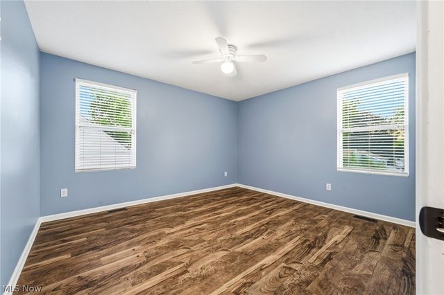 2213 10th Street, Cuyahoga Falls, OH 44221