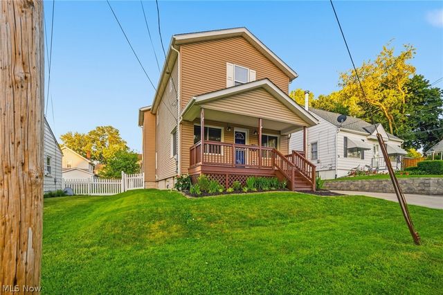 2213 10th Street, Cuyahoga Falls, OH 44221
