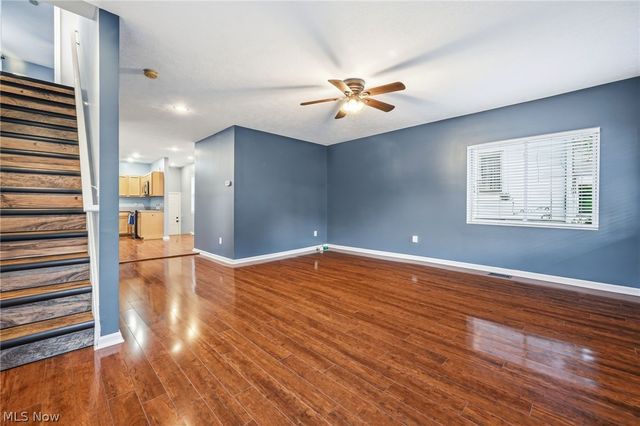 2213 10th Street, Cuyahoga Falls, OH 44221