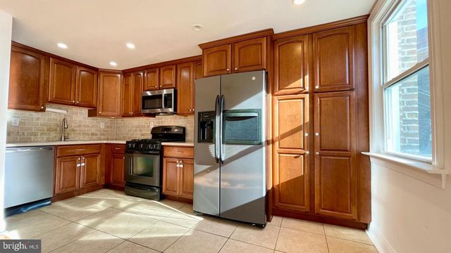 5358 DELMAR DR, Clifton Heights, PA 19018