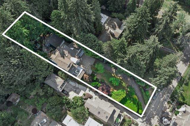 13130 Holmes Point Drive NE, Kirkland, WA 98034