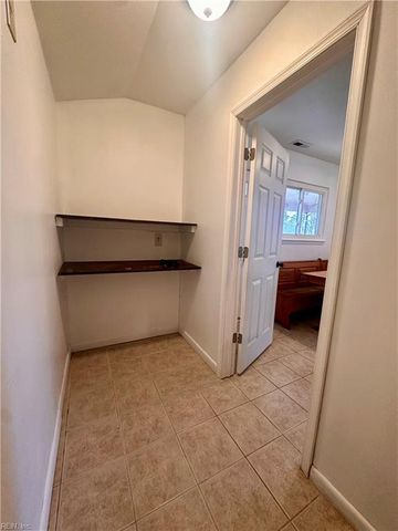 3513 S Plaza TRL, Virginia Beach, VA 23452