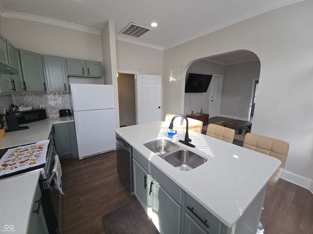 1728 N Delaware Street, Indianapolis, IN 46202