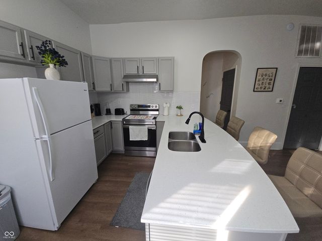 1728 N Delaware Street, Indianapolis, IN 46202