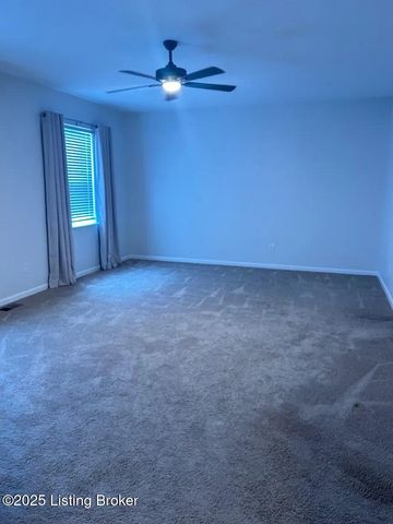 3022 Taylor Cove Dr, Louisville, KY 40220