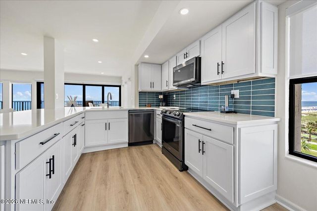1901 1ST Street 506, Jacksonville Beach, FL 32250