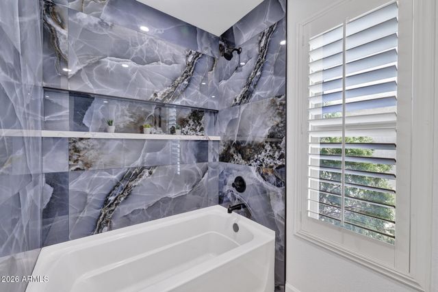 4760 W WAHALLA Lane, Glendale, AZ 85308